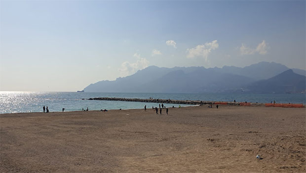 “Accessi alla spiaggia libera tutelati, segnalati e con servizi pubblici”, la petizione